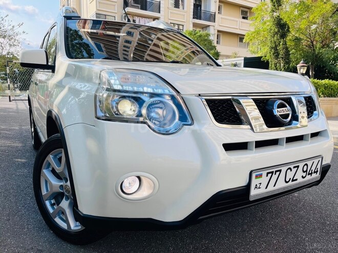 Nissan X-Trail 2013, 130,000 km - 2.5 l - Bakı