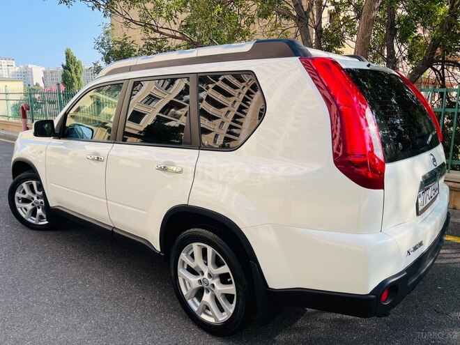 Nissan X-Trail 2013, 130,000 km - 2.5 l - Bakı