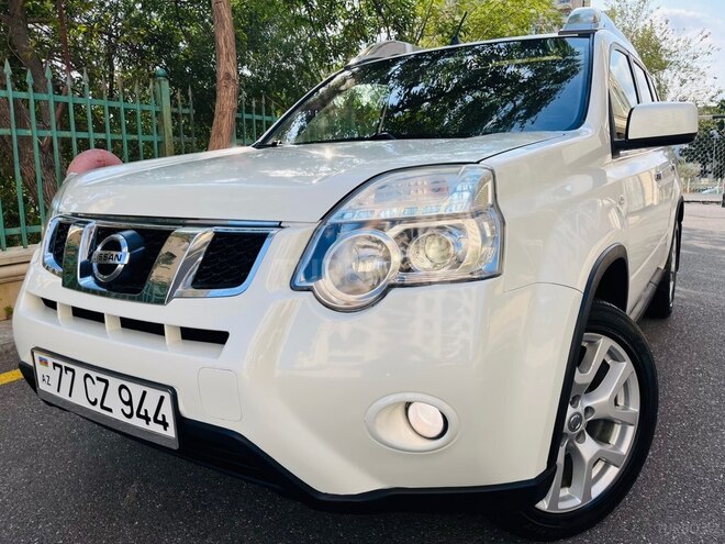Nissan X-Trail 2013, 130,000 km - 2.5 l - Bakı