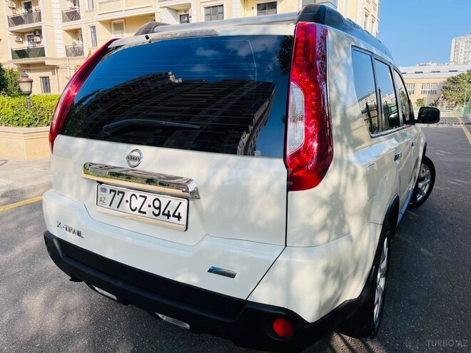 Nissan X-Trail 2013, 130,000 km - 2.5 l - Bakı