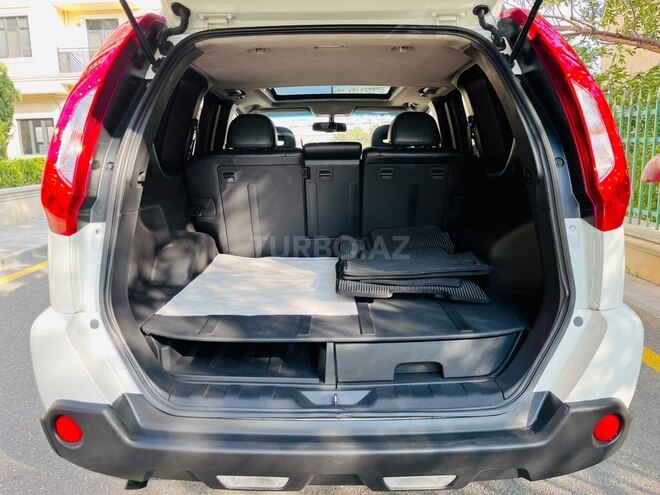 Nissan X-Trail 2013, 130,000 km - 2.5 l - Bakı