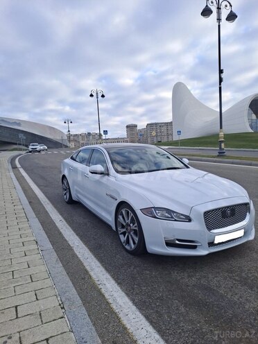 Jaguar  2018, 84,000 km - 3.0 l - Bakı