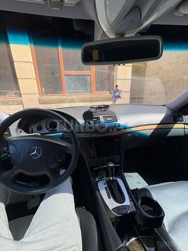 Mercedes E 320 2003, 330,000 km - 3.2 л - Gəncə