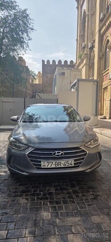 Hyundai Elantra 2018, 178,637 km - 2.0 l - Bakı