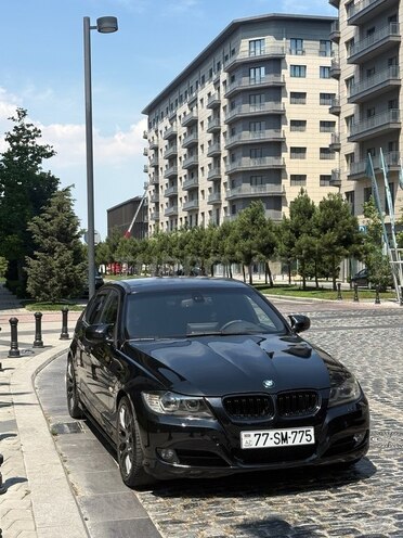 BMW 320 2006, 404,000 km - 2.0 l - Bakı