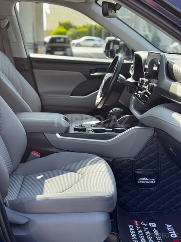 Toyota Highlander 2023, 41,000 km - 2.5 л - Bakı