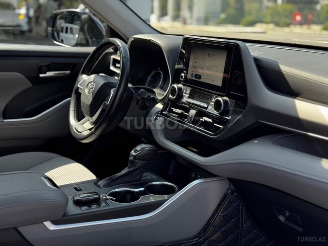 Toyota Highlander 2023, 41,000 km - 2.5 л - Bakı