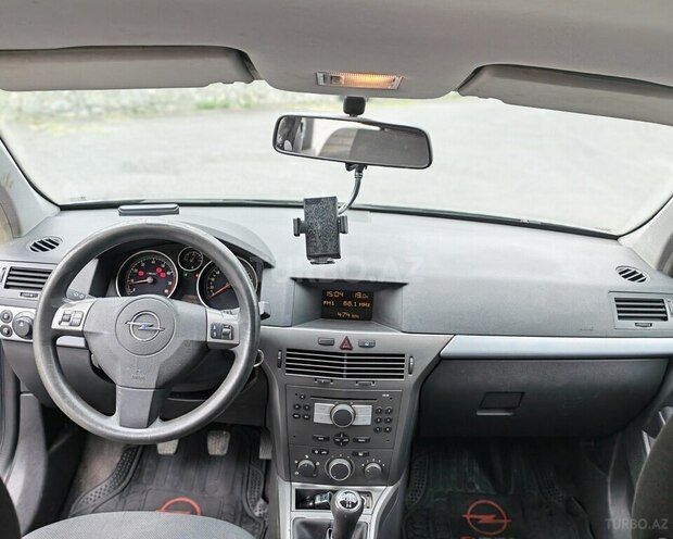 Opel Astra 2004, 309,000 km - 1.4 l - Şəki