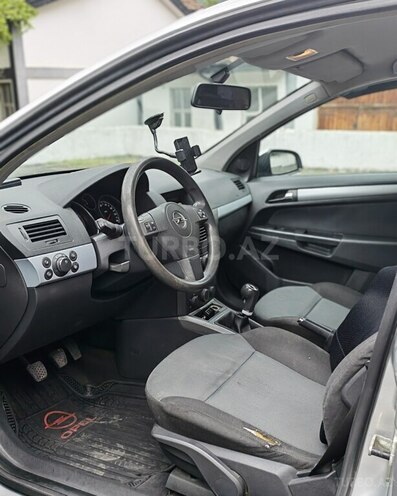 Opel Astra 2004, 309,000 km - 1.4 l - Şəki