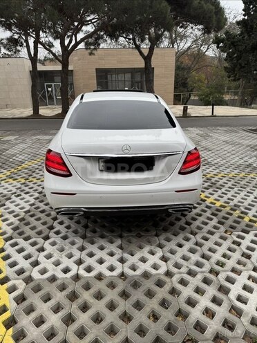 Mercedes E 220 d 2016, 182,000 km - 2.0 л - Bakı