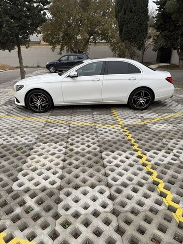 Mercedes E 220 d 2016, 182,000 km - 2.0 л - Bakı
