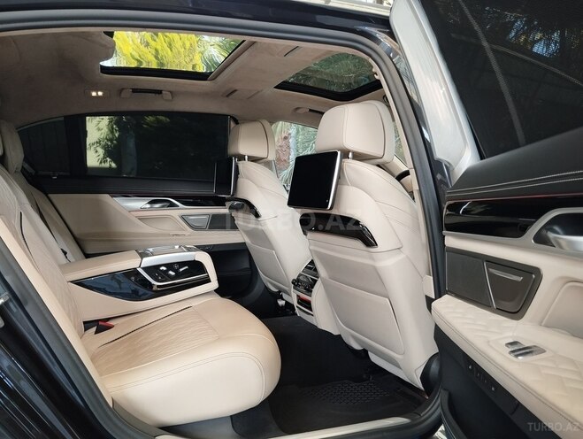 BMW 750 2020, 97,000 km - 4.4 l - Bakı