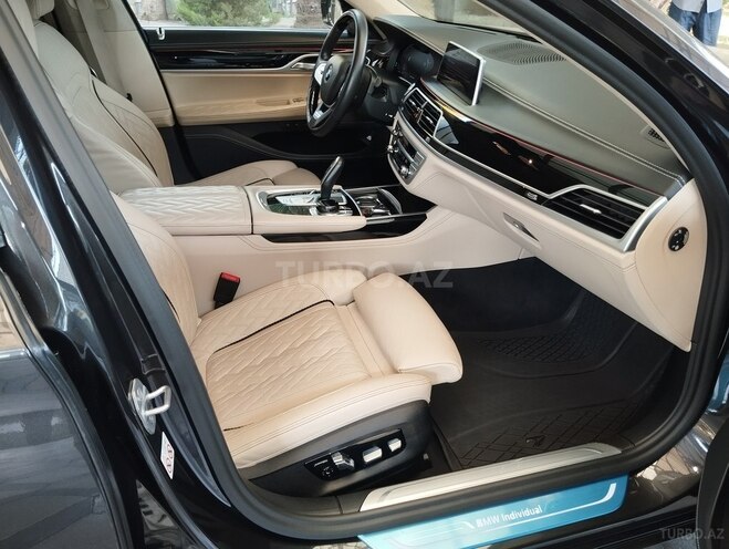 BMW 750 2020, 97,000 km - 4.4 l - Bakı