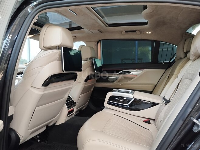 BMW 750 2020, 97,000 km - 4.4 l - Bakı