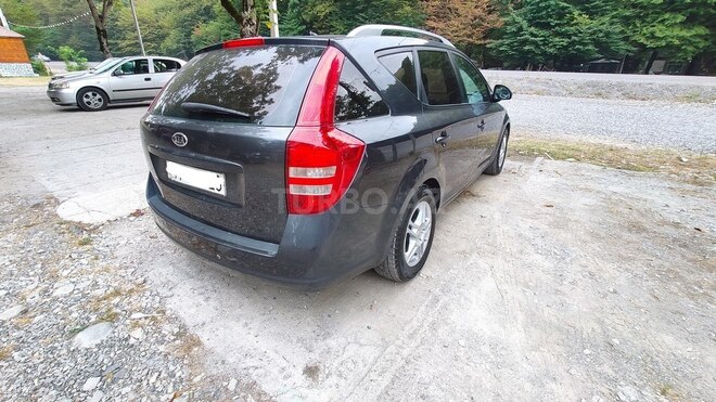 Kia  2008, 350,000 km - 1.4 l - Qəbələ