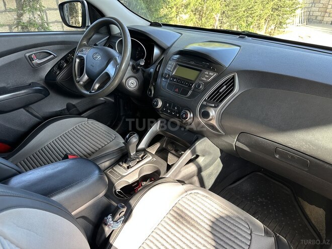 Hyundai ix35 2013, 738,000 km - 2.0 l - Bakı