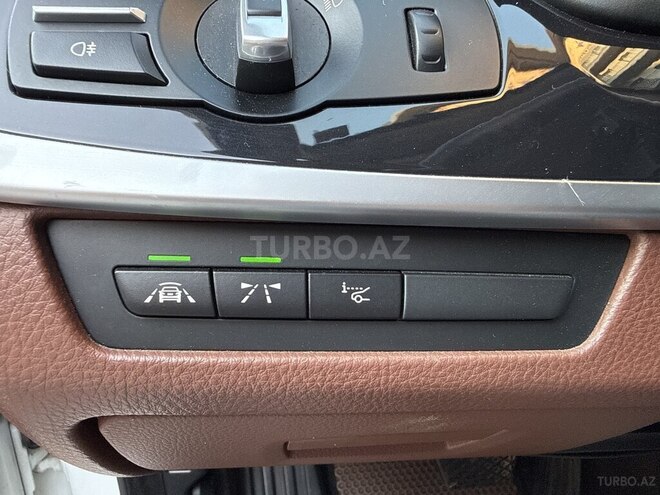 BMW  2014, 220,000 km - 2.0 l - Bakı