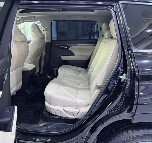 Toyota Highlander 2024, 8,000 km - 2.5 л - Bakı