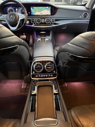 Mercedes S 560 4MATIC 2018, 135,000 km - 4.0 l - Bakı