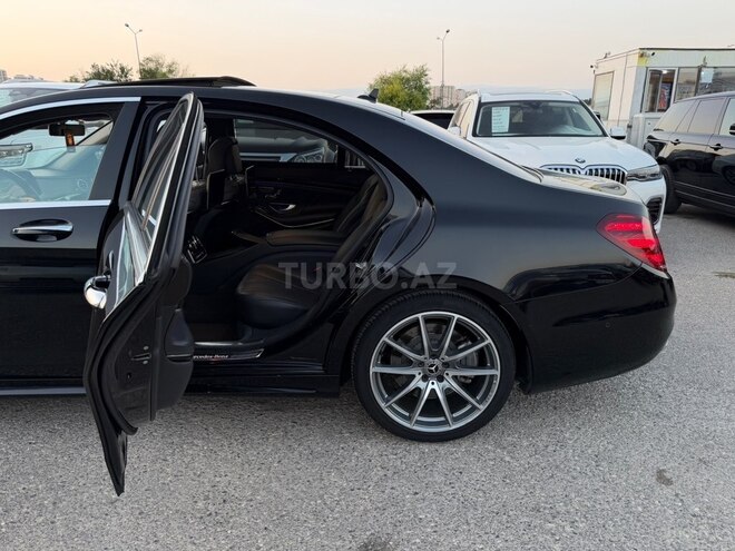 Mercedes S 560 4MATIC 2018, 135,000 km - 4.0 l - Bakı