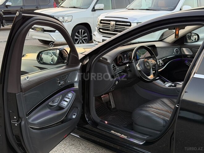 Mercedes S 560 4MATIC 2018, 135,000 km - 4.0 l - Bakı