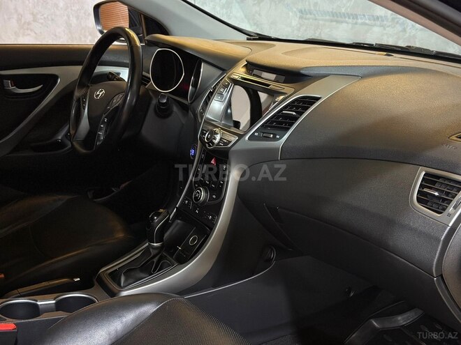 Hyundai Avante 2015, 137,000 km - 1.6 l - Bakı