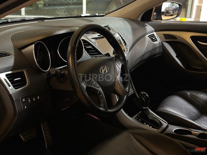 Hyundai Avante 2015, 137,000 km - 1.6 l - Bakı