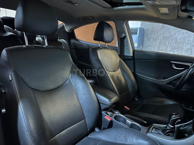 Hyundai Avante 2015, 137,000 km - 1.6 l - Bakı