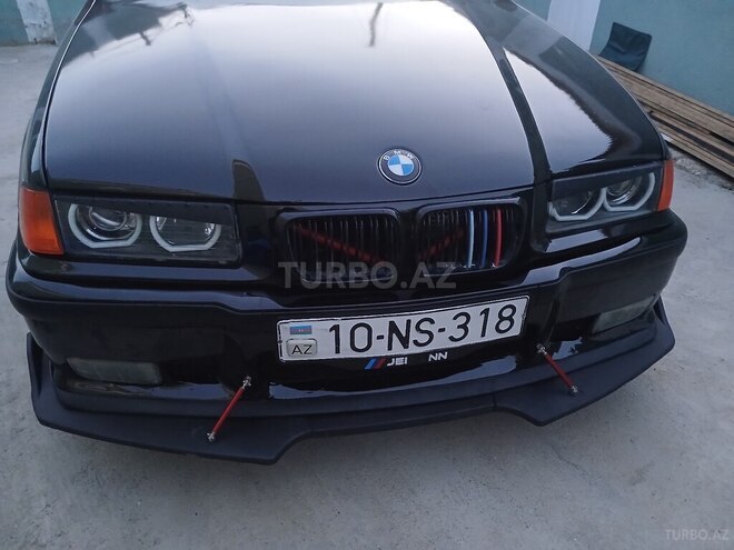 BMW 318 1992, 590,000 km - 1.8 l - Bakı