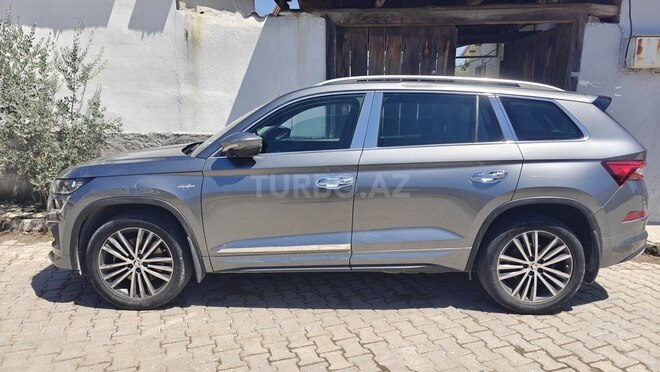 Skoda Kodiaq 2022, 52,100 km - 2.0 л - Bakı
