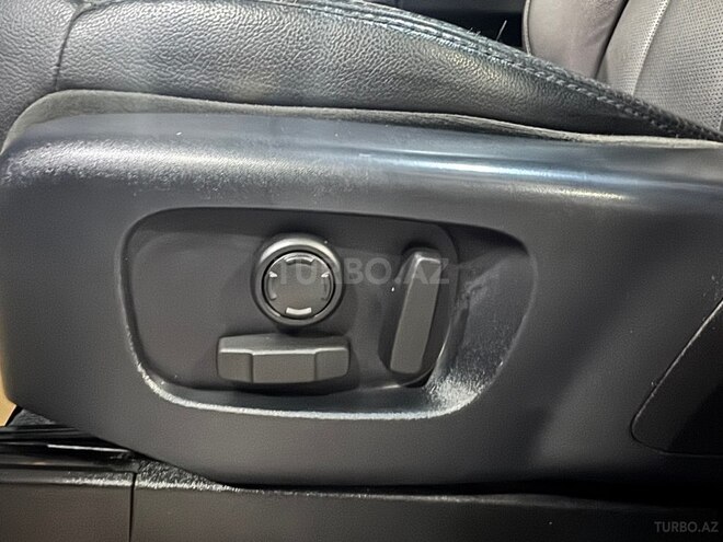 Land Rover Discovery 2018, 107,000 km - 3.0 l - Xırdalan