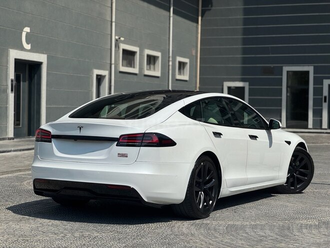Tesla Model S 2022, 23,000 km - 0.0 л - Bakı