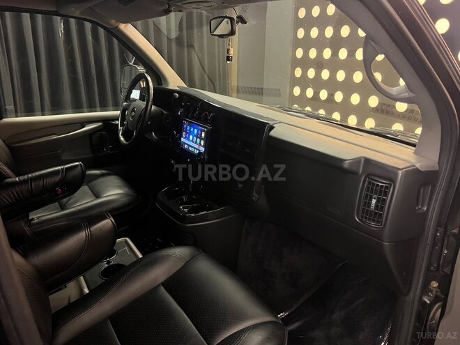 Chevrolet Express 2009, 27,359 km - 5.3 l - Bakı