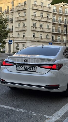 Lexus ES 300h 2024, 9,000 km - 2.5 l - Bakı