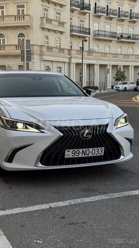 Lexus ES 300h 2024, 9,000 km - 2.5 l - Bakı