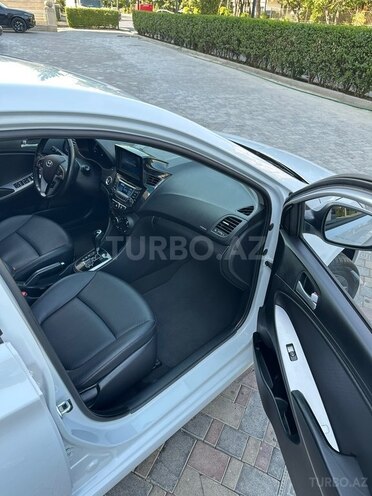 Hyundai Accent 2019, 101,000 km - 1.4 л - Bakı