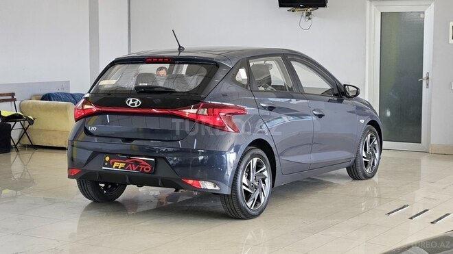 Hyundai i20 2023, 9,800 km - 1.4 л - Bakı