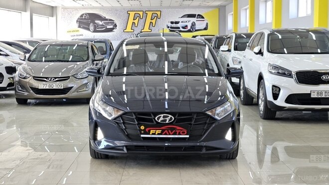 Hyundai i20 2023, 9,800 km - 1.4 л - Bakı