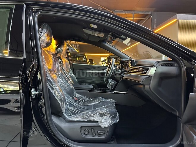 Toyota Camry 2026, 14,100 km - 2.5 l - Bakı