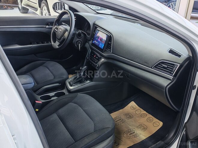 Hyundai Avante 2016, 147,000 km - 1.6 л - Sumqayıt