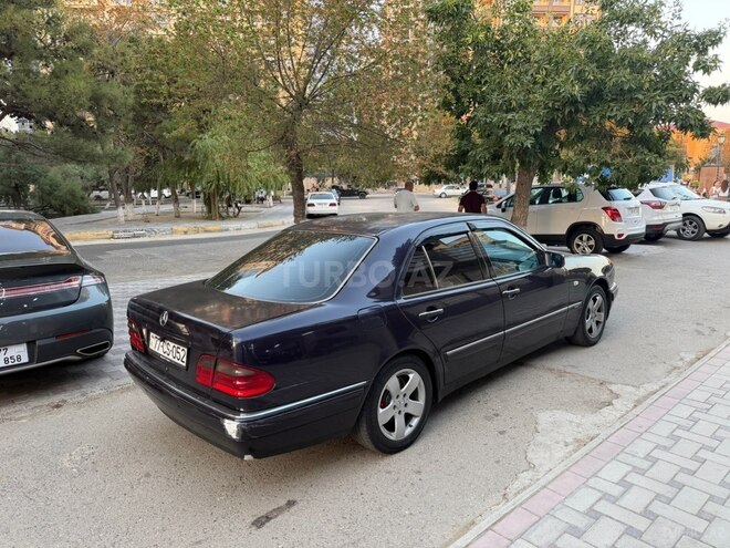 Mercedes E 240 1998, 346,000 km - 2.4 l - Sumqayıt