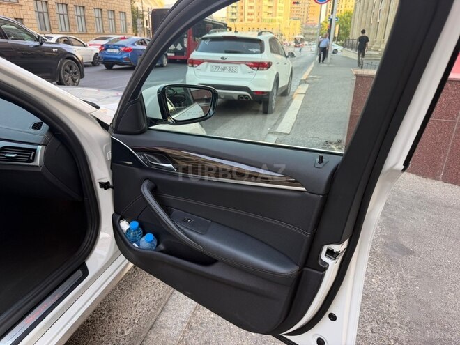 BMW 530 2019, 100,000 km - 2.0 л - Bakı