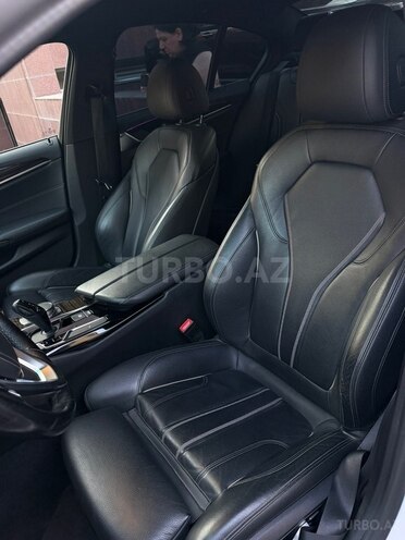BMW 530 2019, 100,000 km - 2.0 л - Bakı