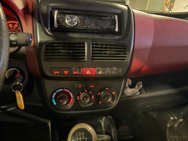 Fiat Doblo 2011, 197,000 km - 1.4 l - Bakı