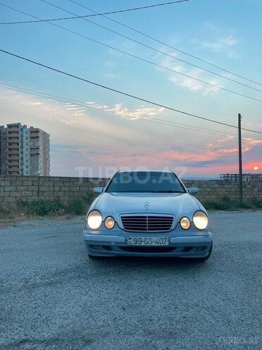 Mercedes E 220 2000, 754,000 km - 2.2 l - Bakı