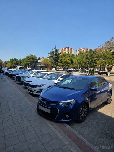 Toyota Corolla 2014, 140,000 km - 1.8 l - Qusar