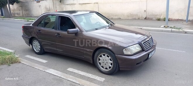 Mercedes C 180 1995, 325,000 km - 1.8 l - Gəncə