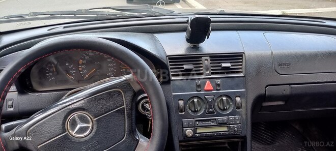 Mercedes C 180 1995, 325,000 km - 1.8 l - Gəncə