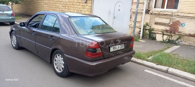 Mercedes C 180 1995, 325,000 km - 1.8 l - Gəncə