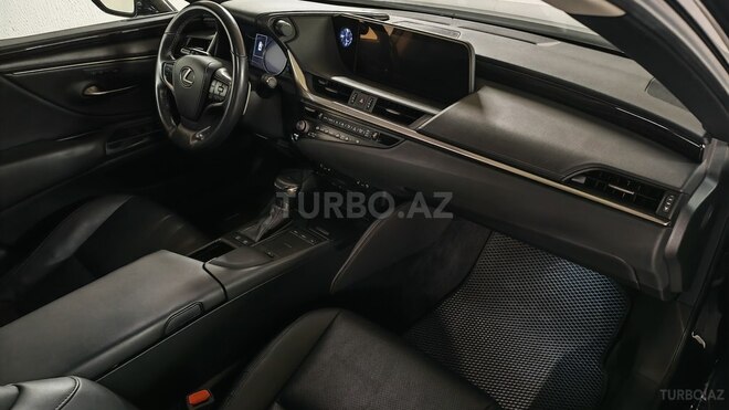 Lexus ES 300h 2021, 88,000 km - 2.5 л - Bakı